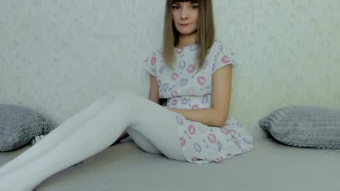 Lily online show from 4, 12, 2024