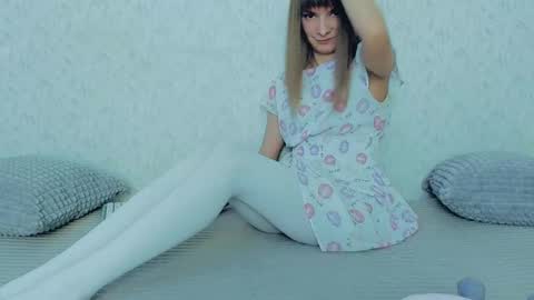 Lily online show from 18, 2, 2025