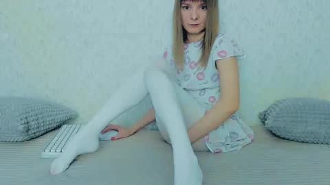 Lily online show from 23, 2, 2025
