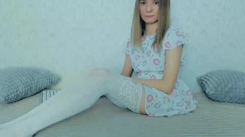 Lily online show from 26, 2, 2025