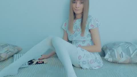 Lily online show from 12, 10, 2025