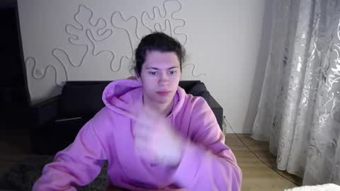 Snapshot of your_cute_friend chatting on 14, 2, 2026 Fansly online show from 14, 2, 2026