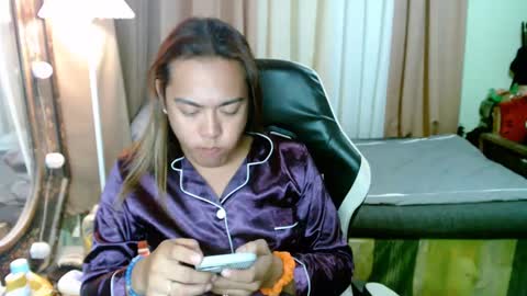 your_dreamgirlxxx69 online show from 27, 2, 2025