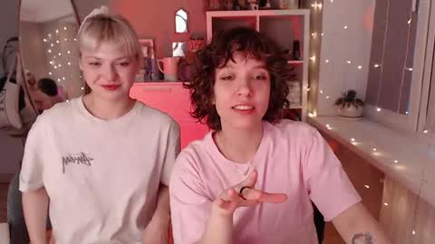 Alex and Kris long hair online show from 7, 4, 2026