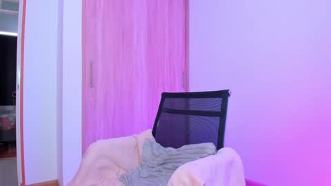 your_little_ online show from 8, 1, 2025