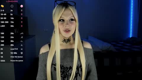 Snapshot of your_little_eva chatting on 6, 3, 2025 Eva online show from 6, 3, 2025