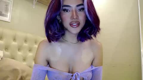 Snapshot of your_pov chatting on 18, 4, 2026 Lena online show from 18, 4, 2026
