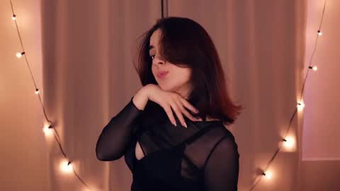 Luna online show from 19, 2, 2025