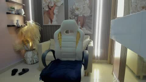 NATASHA online show from 6, 5, 2026