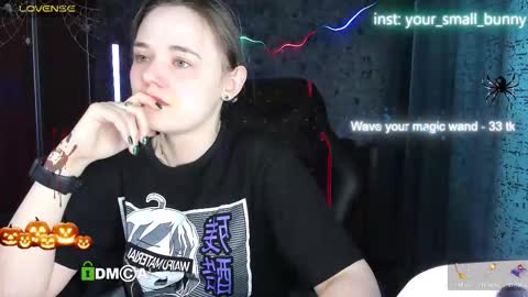 Molly online show from 2, 11, 2025