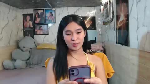 your_twinkletoes18 online show from 6, 5, 2026