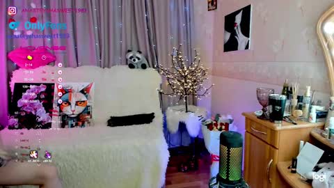 you can call baby Anna my goddess online show from 14, 2, 2025