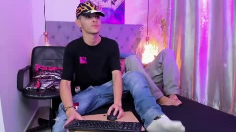 Angel online show from 5, 5, 2026