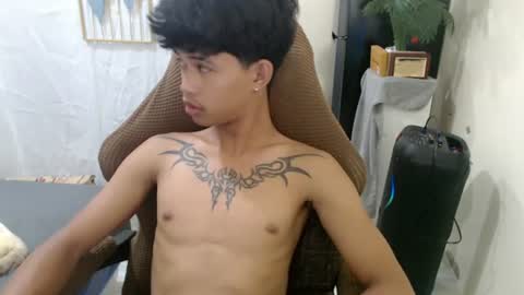 yourasian_eric online show from 19, 7, 2026