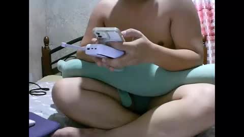 yourasian_lover29 online show from 24, 5, 2026
