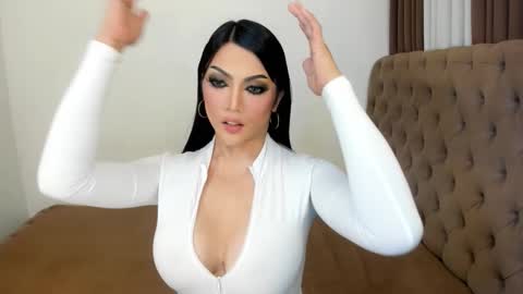 Snapshot of yourasiangoddess69 chatting on 14, 1, 2026 Goddess online show from 14, 1, 2026