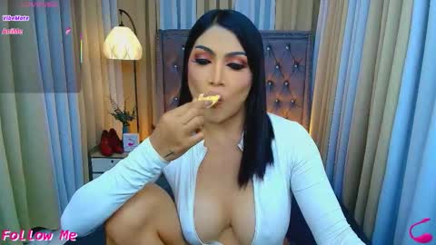 Snapshot of yourasiangoddess69 chatting on 11, 3, 2026 Goddess online show from 11, 3, 2026