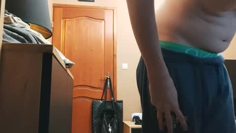 Snapshot of yourdaddyrm chatting on 8, 11, 2025 YourDaddyRM online show from 8, 11, 2025