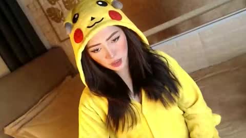 JEN  online show from 27, 10, 2025