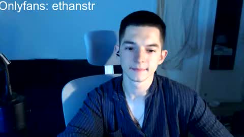 Snapshot of yourethan chatting on 5, 10, 2025 yourethan online show from 5, 10, 2025