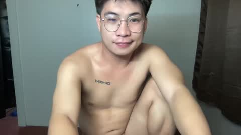 yourfantasyyy_ online show from 3, 3, 2025