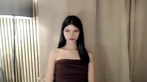 Vivian online show from 22, 12, 2025