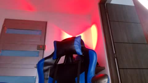 yourfavorite_bigclit online show from 3, 7, 2026