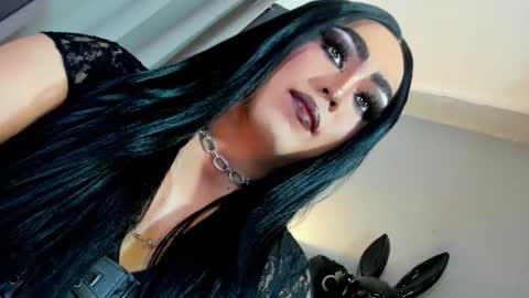  not into STINGY and CHEAP people online show from 7, 11, 2025