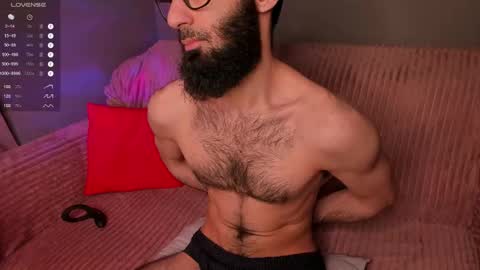 Snapshot of yourhairysecret chatting on 16, 1, 2026 HAIRY wants to have a great time online show from 16, 1, 2026