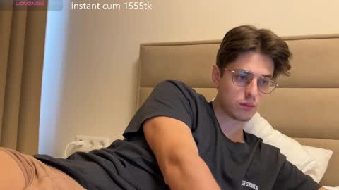 Chris online show from 5, 3, 2025