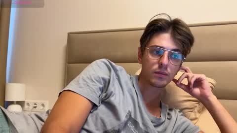 Chris online show from 20, 10, 2025