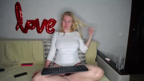 Iamyourdream online show from 8, 3, 2025