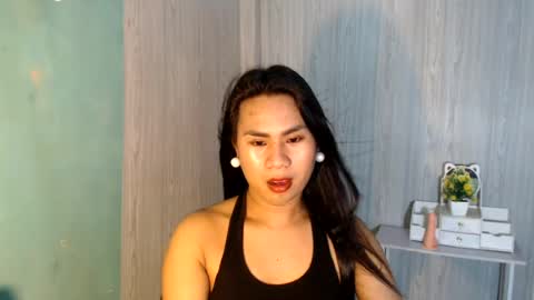Snapshot of yourhottie_winxxx chatting on 9, 8, 2026 Mauie online show from 9, 8, 2026