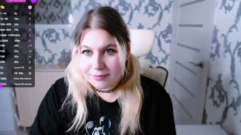 Snapshot of yourkarma_2_0 chatting on 16, 12, 2024 Karma online show from 16, 12, 2024