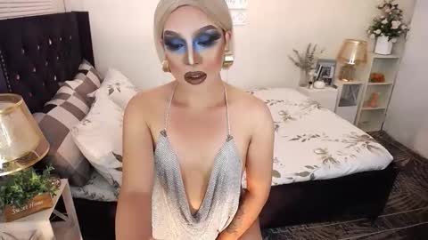 --               online show from 15, 11, 2025