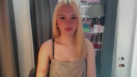 KYLIE MORE online show from 30, 5, 2026