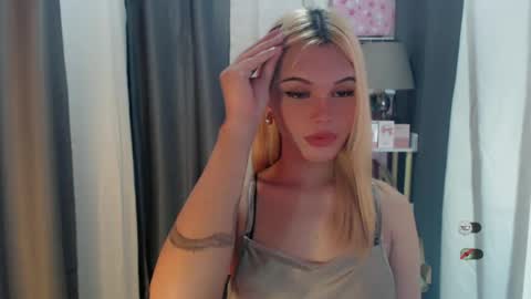 KYLIE MORE online show from 20, 6, 2026