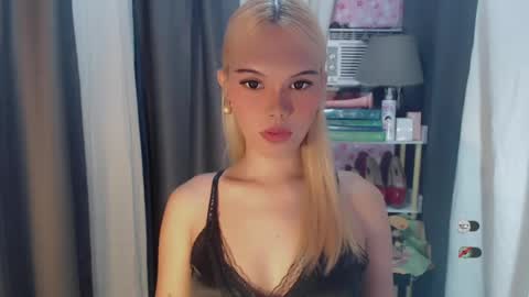 KYLIE MORE online show from 19, 7, 2026