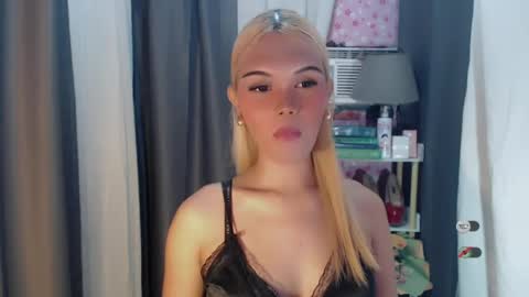 KYLIE MORE online show from 20, 7, 2026