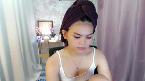 your lovely Dina online show from 4, 12, 2025