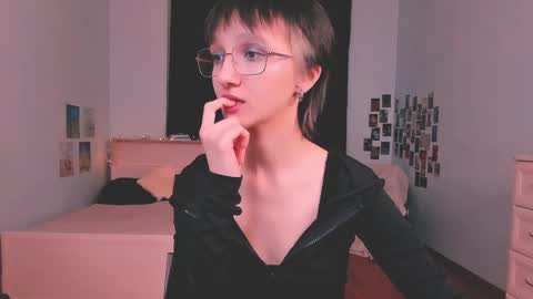 my name is Liana ntmu  online show from 16, 12, 2024