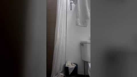 Your Neighbor Camilla online show from 25, 4, 2026