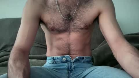 Snapshot of yournextguy0 chatting on 25, 4, 2026 Your Next Guy online show from 25, 4, 2026