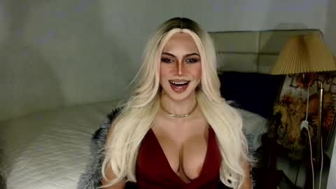 Chloe online show from 5, 12, 2025