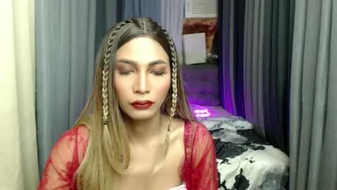 yourprettybella_ts online show from 8, 11, 2025