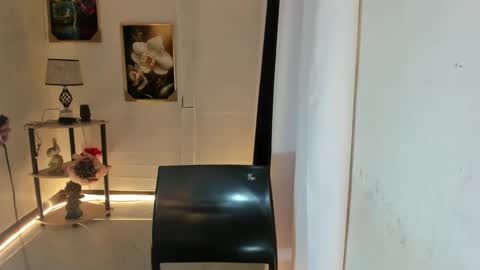 Trish online show from 26, 2, 2025