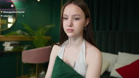 yours fetish mary online show from 1, 5, 2026