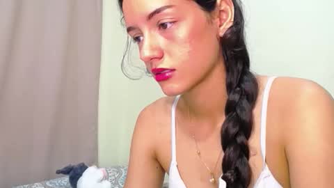 Snapshot of yoursexy18lover chatting on 16, 10, 2025 Lina and roberth online show from 16, 10, 2025