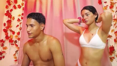 Snapshot of yoursexy18lover chatting on 7, 11, 2025 Lina and roberth online show from 7, 11, 2025