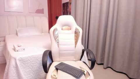 Snapshot of yoursexy_bunny chatting on 16, 1, 2026 yoursexy_bunny online show from 16, 1, 2026